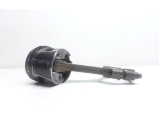  Поршень с шатуном D5244T10   Volvo V70  