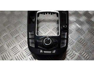 Радио/ проигрыватель CD/DVD / навигация