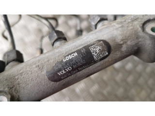 Vstřikovací lišta 0445215010, 8658252 Volvo S60 pro naftový motor 2.4