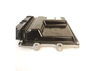 Блок управления двигателя 32242004 Volvo XC40