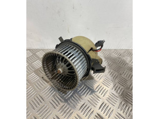 Вентилятор печки    8K1820021   Audi Q5 SQ5