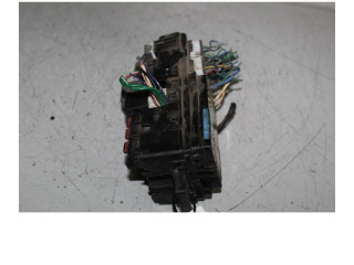 Блок предохранителей MR563564 Mitsubishi L200