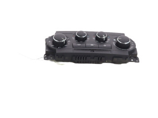 Блок управления климат-контролем    Jeep Commander