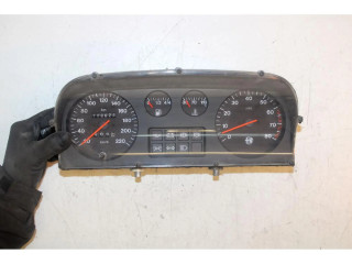 Přístrojová deska Alfa Romeo 33 1990