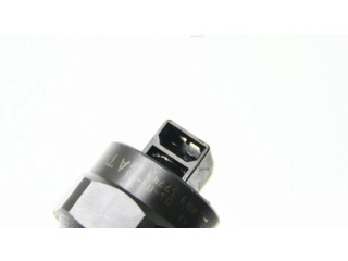 Форсунка 038130073AA    Volkswagen Bora  ALH,AGR 