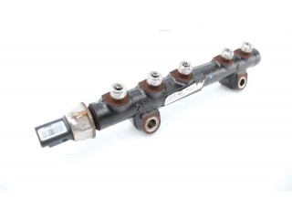 Топливная рампа 9684753080, 9664111780   Peugeot 5008  