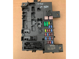 Блок предохранителей 8637B688 Mitsubishi Outlander