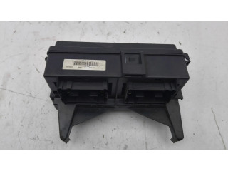Блок предохранителей 04692073AB   Jeep Grand Cherokee (WK)    