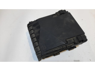 Блок предохранителей  8J0937124, 1K0937132   Audi TT TTS Mk2    