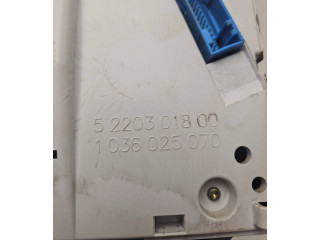 Přístrojová deska Volkswagen Polo III 6N 6N2 6NF 2001 5220301800