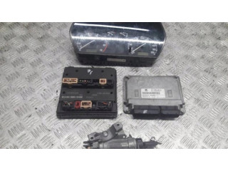 Комплект блоков управления 047906033G Skoda Fabia Mk1 (6Y)