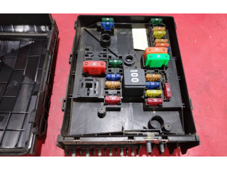 Блок предохранителей  1K0937125D, 017183073   Volkswagen Golf Plus    