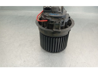 Вентилятор печки 272100975R, N109038B Dacia Duster