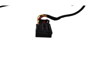 Зеркало электрическое Skoda Yeti (5L) 2009 - 2017 года