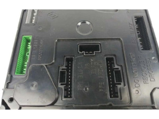 Другие блоки управления / модули    284B17772R, 5WY8641B   Renault Latitude (L70)