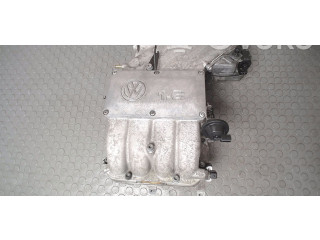 Всасывающий коллектор NICHTZUTREFFEND    Volkswagen PASSAT B4