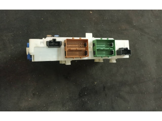 Блок предохранителей 7G9T14C256FA, 30765624AE   Volvo V70    