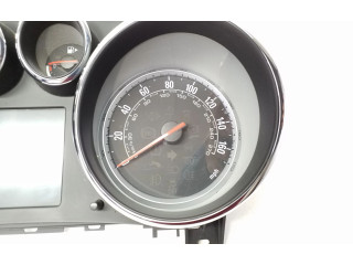 Přístrojová deska Opel Zafira C 2015 13460586