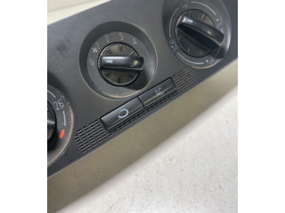 Блок управления климат-контролем Skoda Fabia Mk1 (6Y)