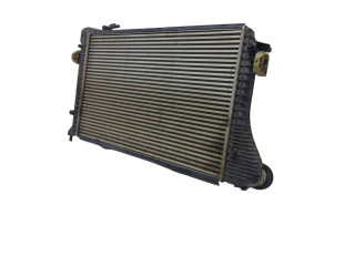 Интеркулер  1K0145803AL   Volkswagen Caddy 