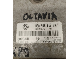 Блок управления 06A906018HA Skoda Octavia Mk1 (1U)