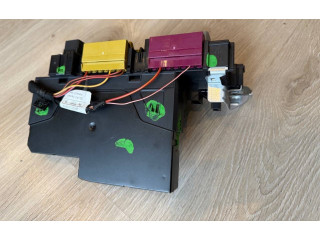 Pojistková skříňka A2049060205, 5DK01102211 Mercedes-Benz C W204 2013