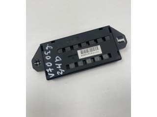 Блок предохранителей 9162323   Volvo V70    