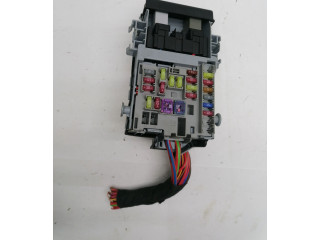 Pojistková skříňka 13222786 Opel Zafira C 2015