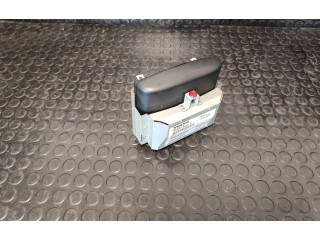 Ручка стеклоочистителей 30775626 Volvo V70