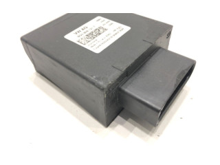 Блок управления 5Q0906121T Skoda Octavia Mk4