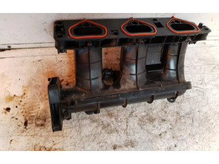 Vstřikovací lišta 140080105R Renault Sandero I