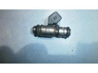 Vstřikovač iwp071 Mercedes-Benz A W168 pro benzínový motor 1.4