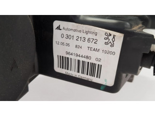 Přední světlo pravé 0301213672, 9641944480 Peugeot 407 2005