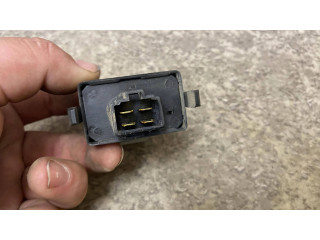 Блок управления MD142382, K8T52371 Mitsubishi L200