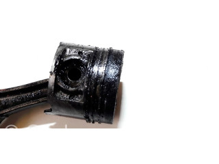  Поршень с шатуном    Nissan Sunny для дизельного двигателя 2.0