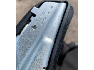 Генератор A2048600205   Mercedes-Benz GLK (X204)      