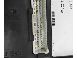 Блок комфорта 284B1ZC43A, 284B0ZC43A Nissan Titan