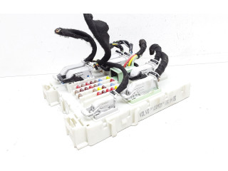 Блок предохранителей 31394963 Volvo V40