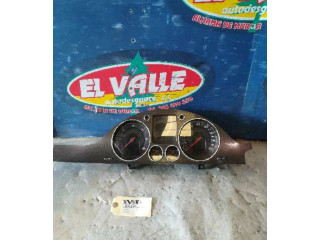 Панель приборов    Volkswagen PASSAT       