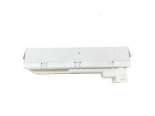 Дисплей 50513905, 301002223 Alfa Romeo Giulietta