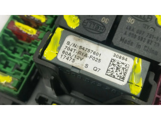 Pojistková skříňka Řídící jednotka BSM A2469067200, A24654027 Mercedes-Benz GLA W156 2018