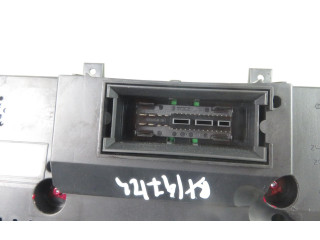 Přístrojová deska Volkswagen Caddy 2007 2K0920843A, 2K0920843A