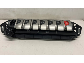 Другая деталь салона