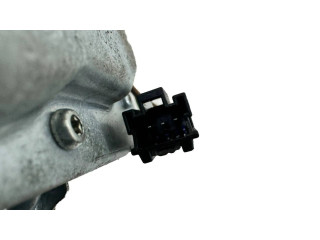 Моторчик заднего дворника 0390206517 Mitsubishi Carisma