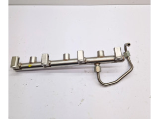 Топливная рампа 000283629, 133210389   Maserati Ghibli  