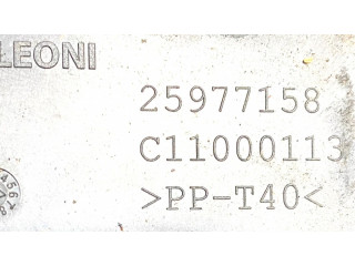 Крышка блока предохранителей 25977158, C11000113   Chevrolet Volt I    