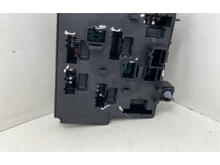 Блок предохранителей 32212298 Volvo XC90