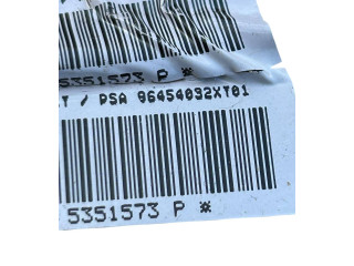 Подушка безопасности водителя 96454032XT01, 5351573 Citroen Berlingo