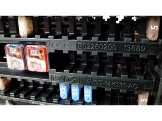 Блок предохранителей AV6T14K131AC, E02260200   Ford Focus    
