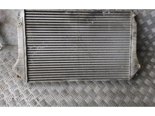 Интеркулер     Toyota Corolla Verso AR10 